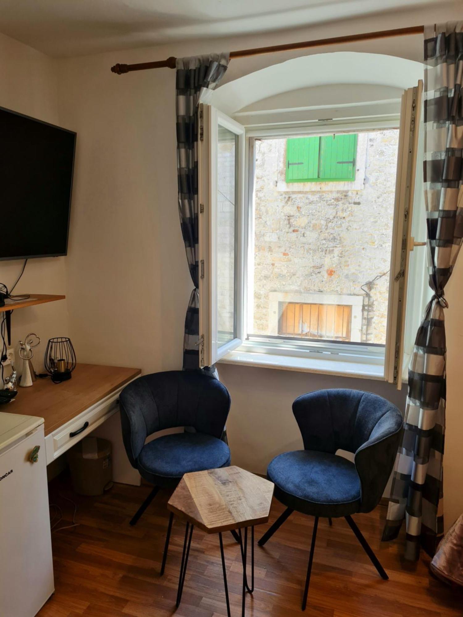 Inchy Accommodation - In The Center Of Diocletian'S Palace Split Kültér fotó
