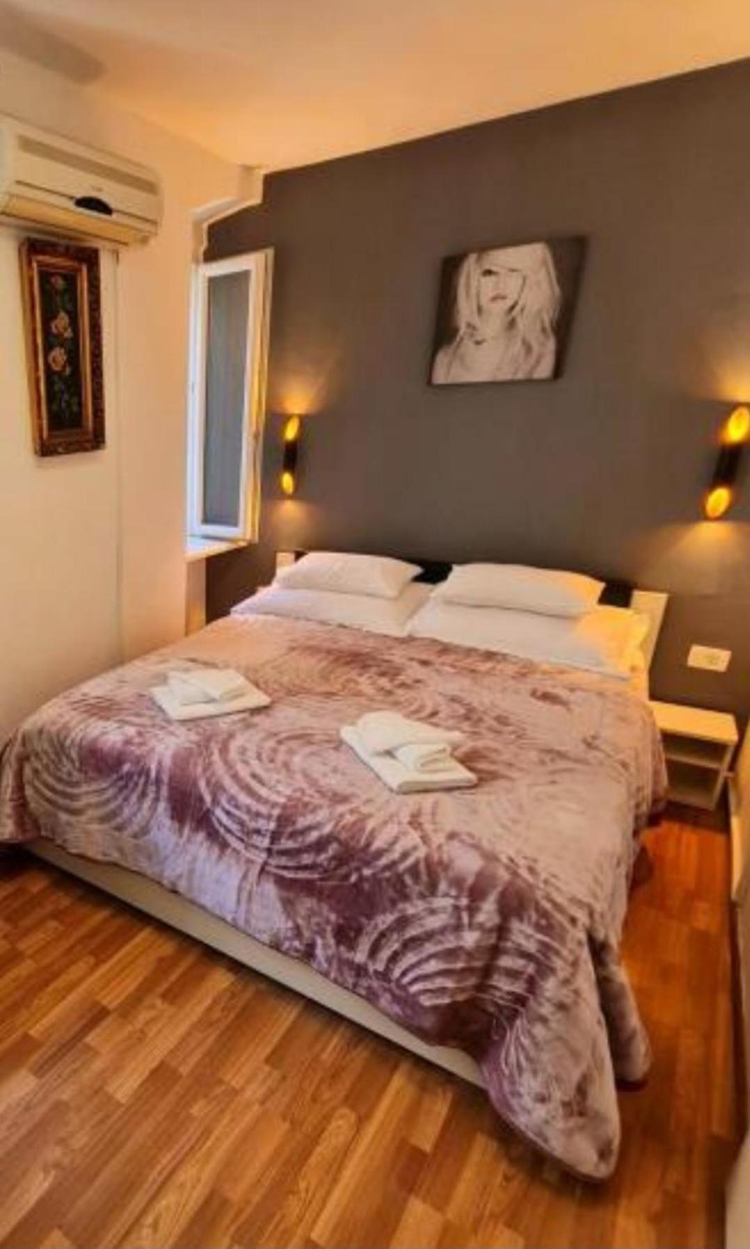 Inchy Accommodation - In The Center Of Diocletian'S Palace Split Kültér fotó